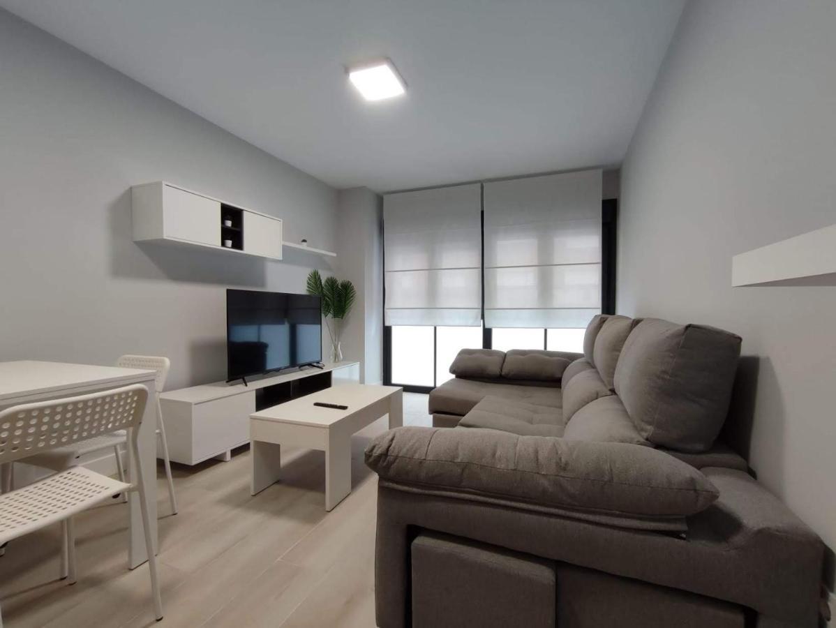 גיחון Apartamento La Estacion Con Terraza מראה חיצוני תמונה