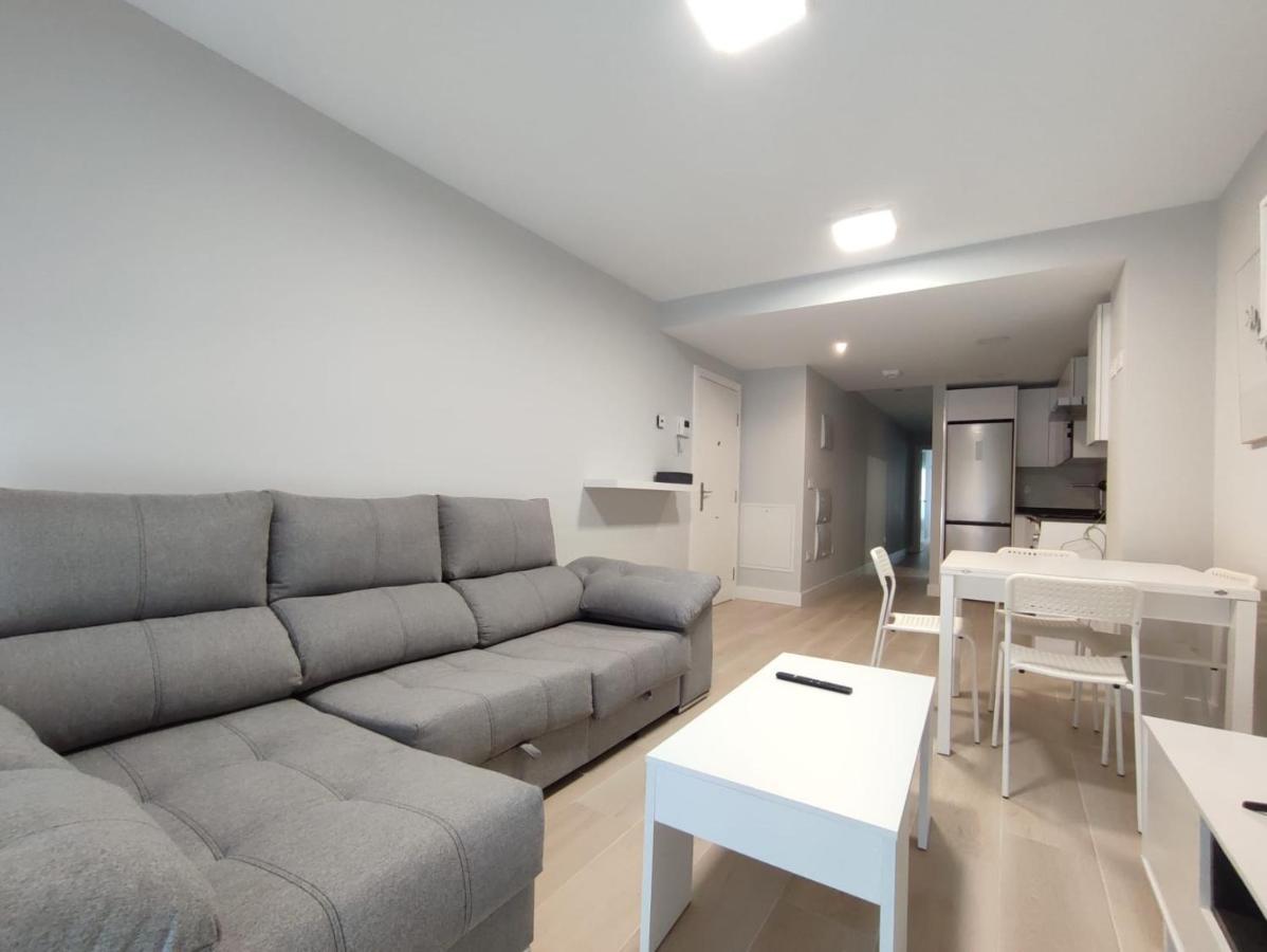 גיחון Apartamento La Estacion Con Terraza מראה חיצוני תמונה